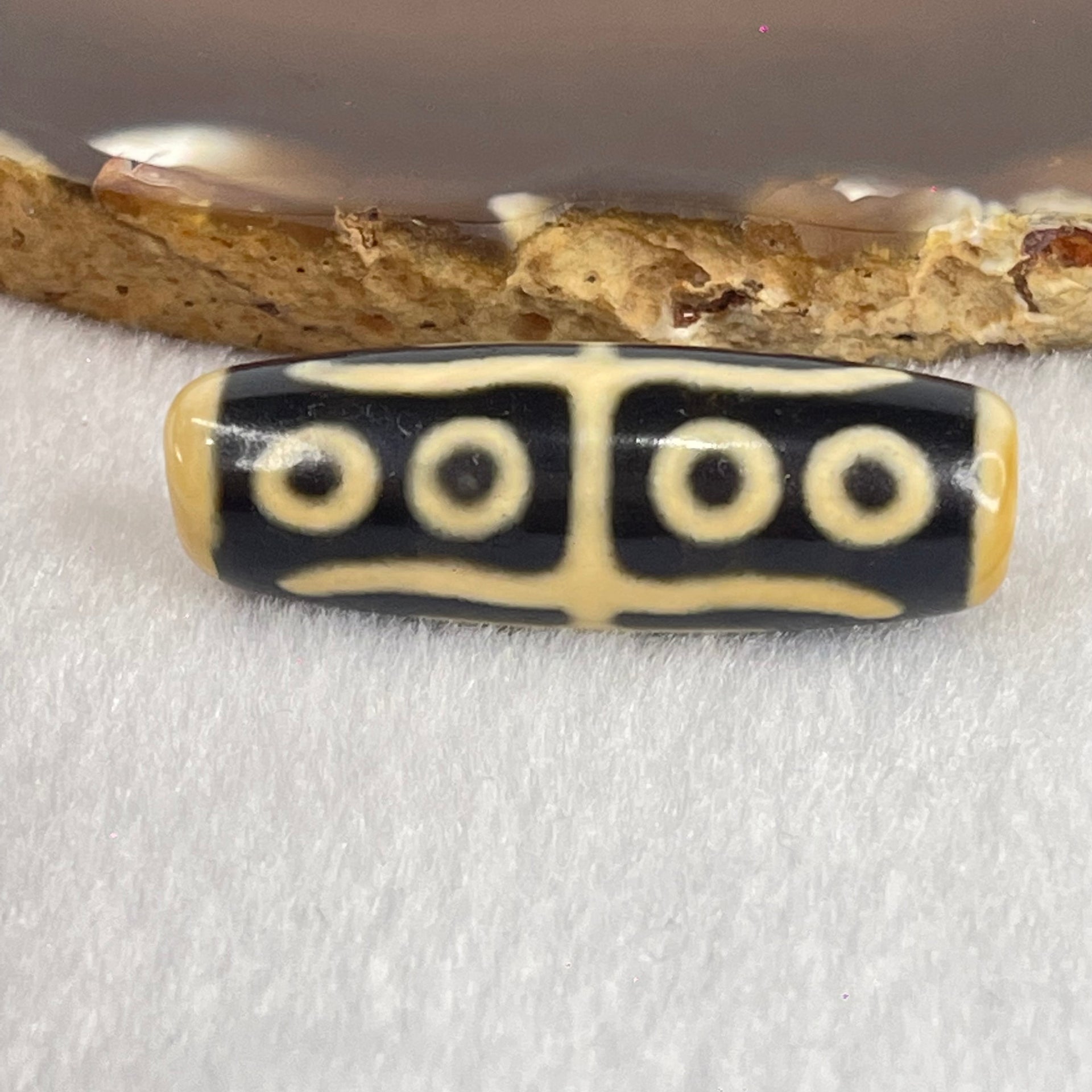 Natural Powerful Tibetan Old Oily Agate Water Lines 8 Eyes Dzi Bead Heavenly Master (Tian Zhu) 水纹八眼天诛 10.26g 38.1 by 13.0mm - Huangs Jadeite and Jewelry Pte Ltd