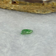 Type A ICY Apple Green Jadeite Jade Stone For Setting 0.45ct 7.2 by 3.5 by 2.1mm - Huangs Jadeite and Jewelry Pte Ltd