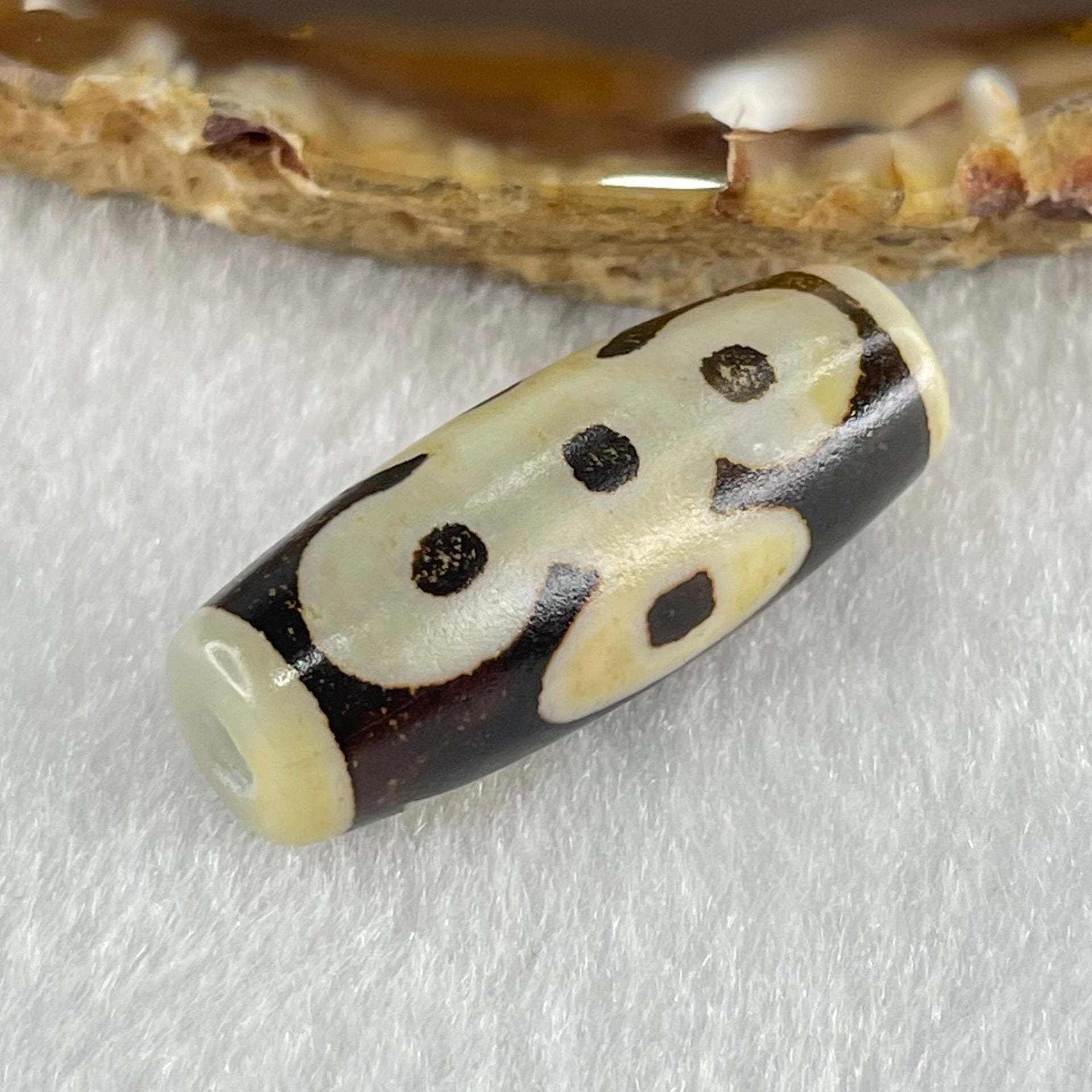 Natural Powerful Tibetan Old Oily Agate 5 Eyes Lightning Dzi Bead Heavenly Master (Tian Zhu) 五眼闪电天珠 6.08g 29.0 by 11.5mm - Huangs Jadeite and Jewelry Pte Ltd