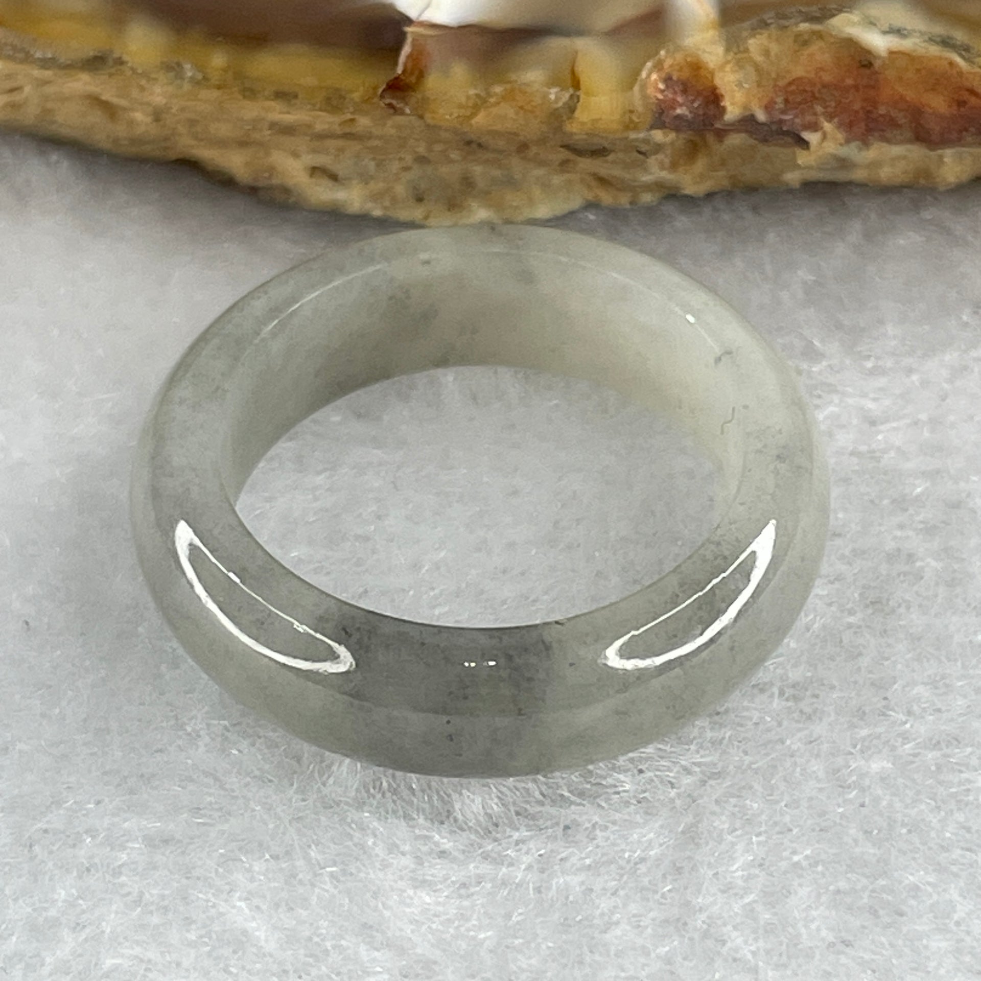 Natural-Type-A-Light-Wuji-Grey-Jadeite-Ring-3.07g-5.6-by-3.2mm-US-6.8-Hk15-(Close-to-Perfect)