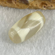 Natural Powerful Tibetan Old Oily Agate Tiger Tooth Daluo Dzi Bead Heavenly Master (Tian Zhu) 虎呀天诛 2.99g 20.1 by 10.1mm - Huangs Jadeite and Jewelry Pte Ltd