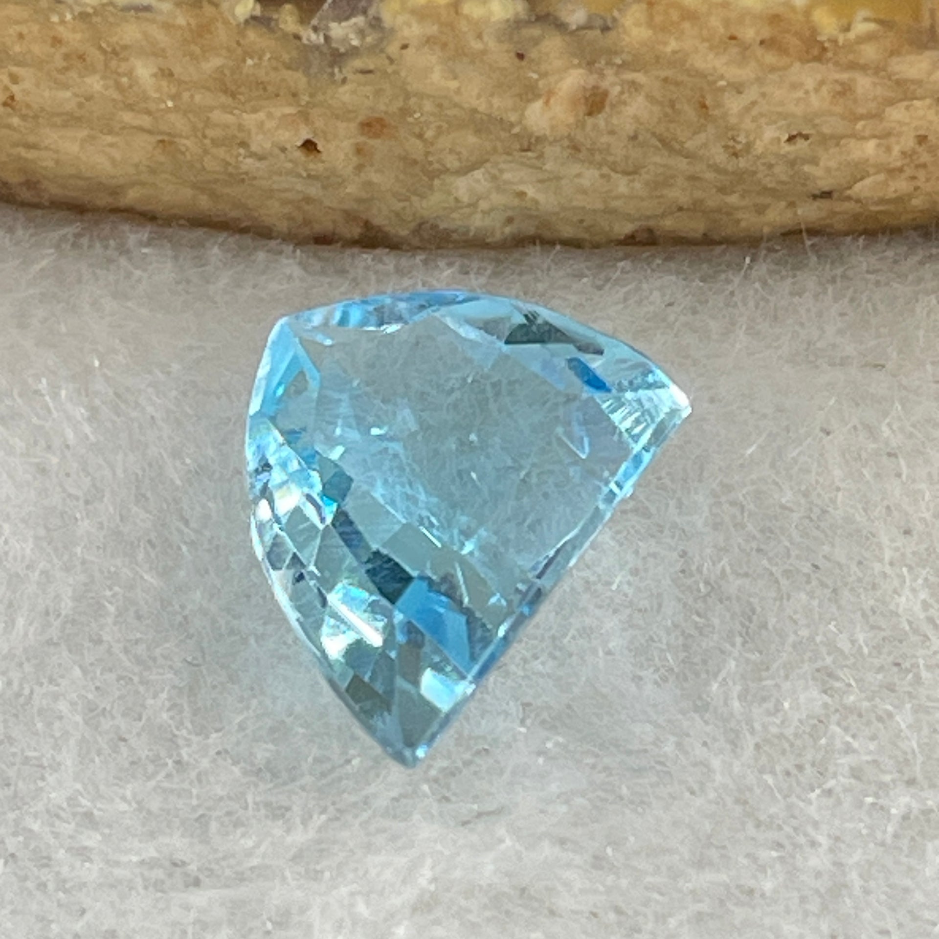 Natural Sky Blue Topaz Trillion Shape 2.86ct 10.9 by 9.0 by 5.0mm - Huangs Jadeite and Jewelry Pte Ltd