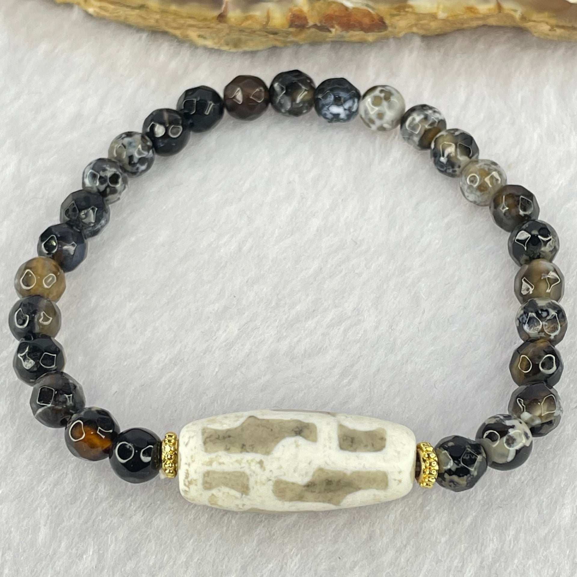 Rare Natural Powerful Tibetan Old Antique Oily Agate 9 Eyes Dzi Bead Heavenly Master (Tian Zhu) 25.6 by 11.2mm with Natural Black Agate 6.1mm 27 Beads 12.68g 16cm - Huangs Jadeite and Jewelry Pte Ltd