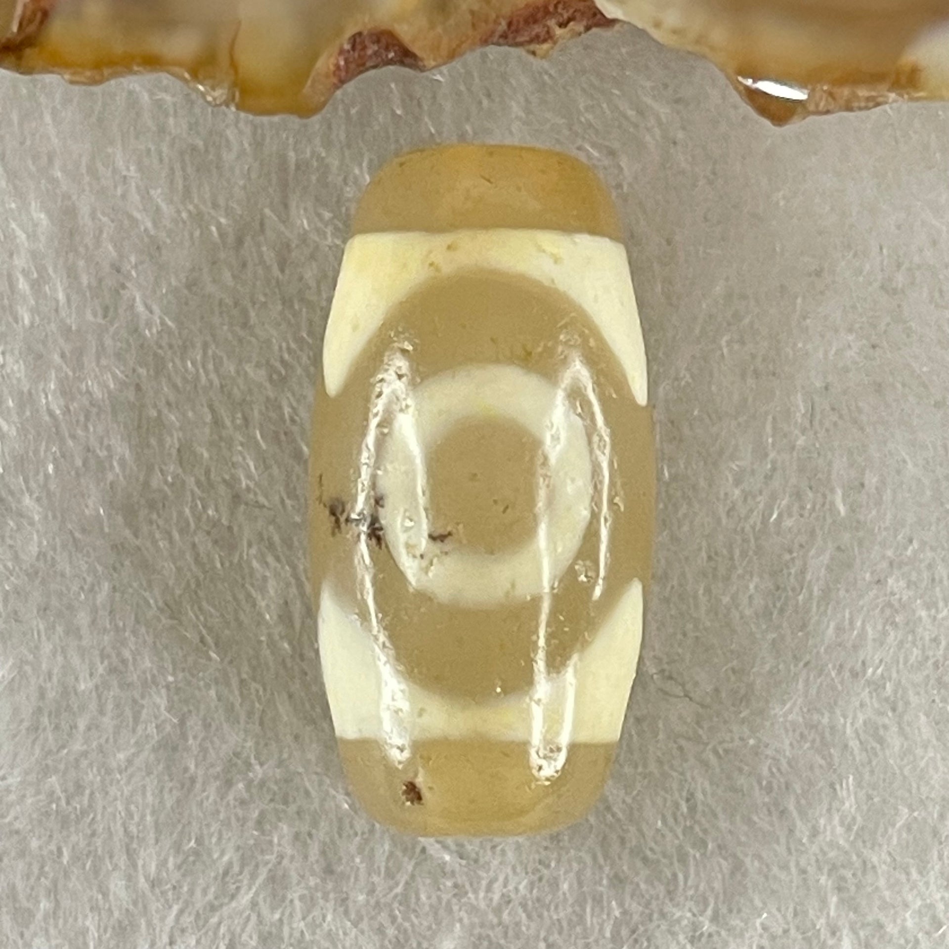 Natural Powerful Tibetan Old Oily Agate 3 Eyes Dzi Bead Heavenly Master (Tian Zhu) 三眼天诛 2.96g 20.0 by 10.1mm - Huangs Jadeite and Jewelry Pte Ltd