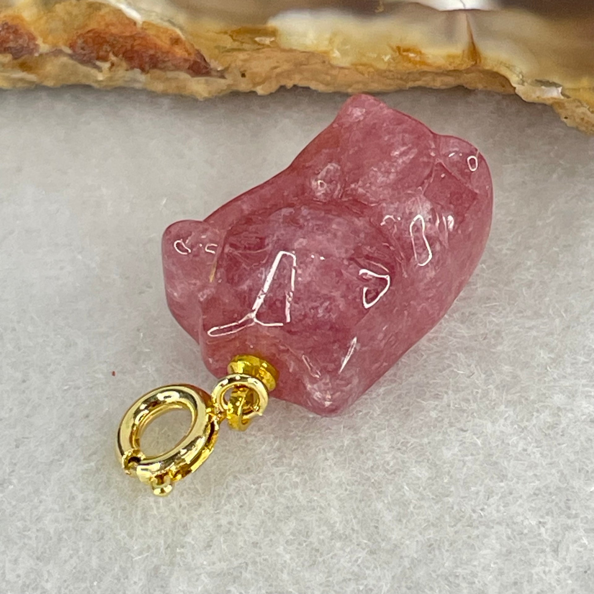 Natural Strawberry Quartz Fortune Cat Charm 3.89g 17.3 by 12.8 by 9.7mm - Huangs Jadeite and Jewelry Pte Ltd