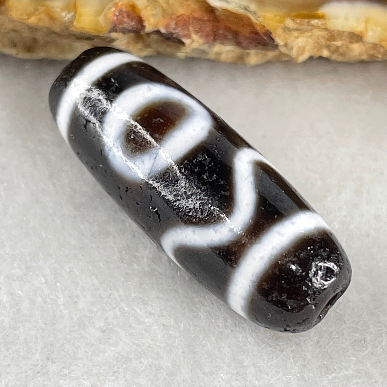 Natural Powerful Tibetan Old Oily Agate Sky Door Serenity 1 Eye Dzi Bead Heavenly Master (Tian Zhu) 一眼天诛 4.52g 28.8 by 10.3mm - Huangs Jadeite and Jewelry Pte Ltd