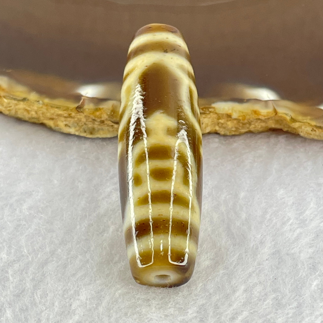 Natural Powerful Tibetan Old Oily Agate 4 Nectar Vessel Dzi Bead Heavenly Master (Tian Zhu) 花蜜容器眼天珠 16.12g 48.9 by 14.7mm - Huangs Jadeite and Jewelry Pte Ltd