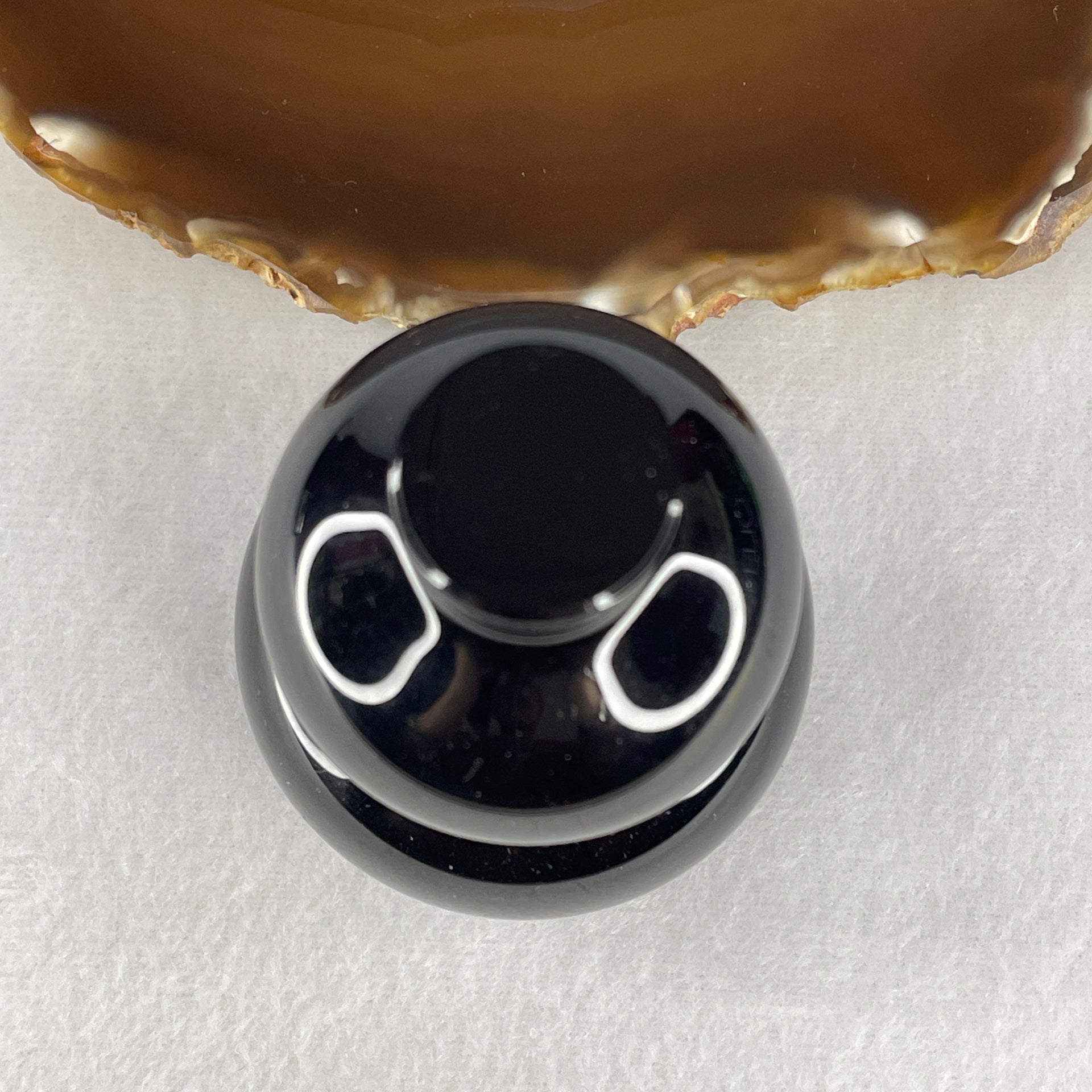 Natural Black Obsidian Hulu Display 301.75g 84.5 by 56.8mm - Huangs Jadeite and Jewelry Pte Ltd