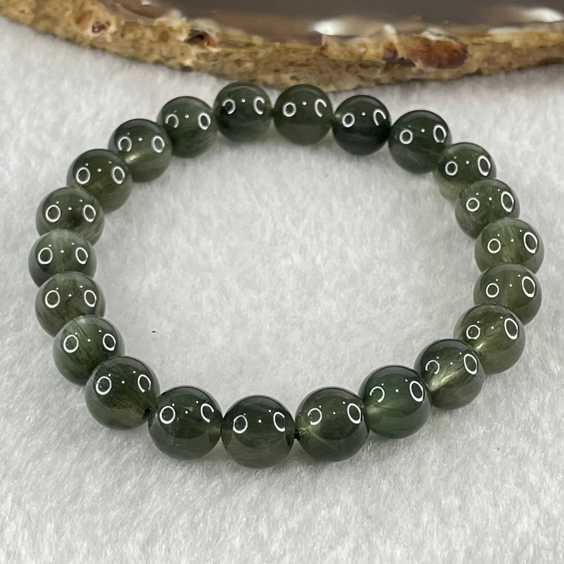 Good Grade Natural Green Cats Eye Rutilated Beads Bracelet 19.58g 15.5cm 8.8mm 22 Beads - Huangs Jadeite and Jewelry Pte Ltd