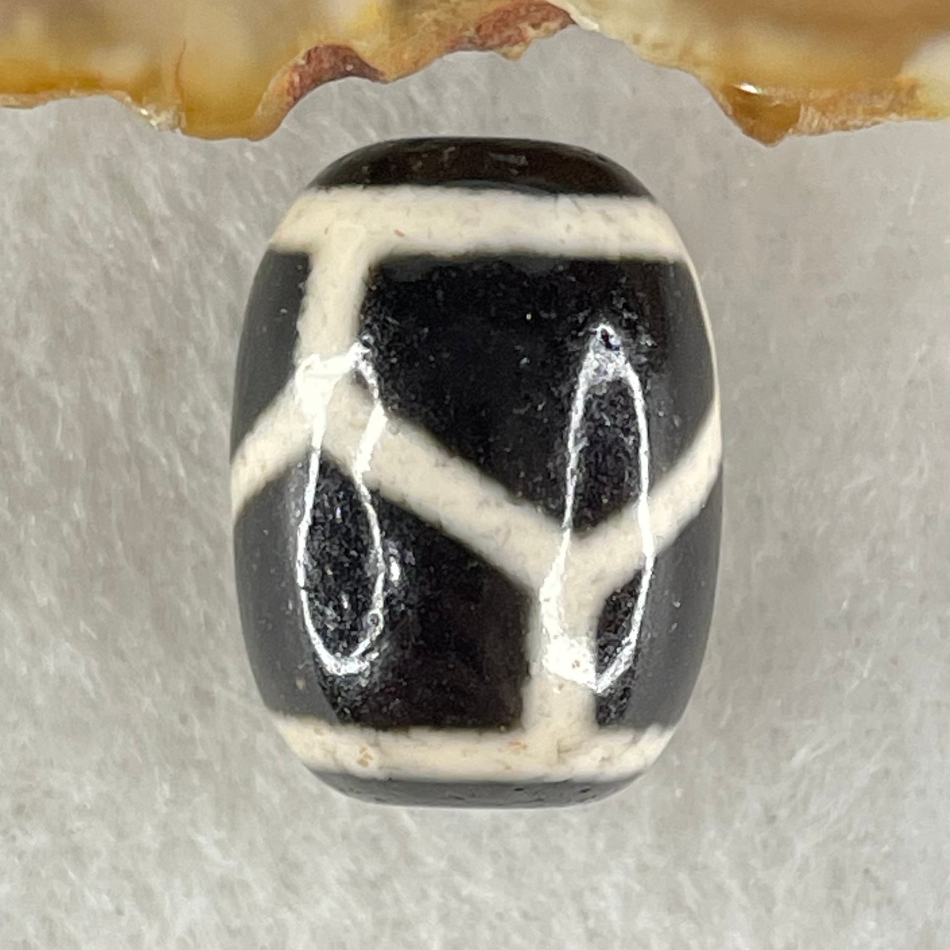 Natural Powerful Tibetan Old Oily Agate Turtle or Tortoise Shell Bead Heavenly Master (Tian Zhu) 龟壳天珠 4.74g 17.7 by 13.1mm - Huangs Jadeite and Jewelry Pte Ltd