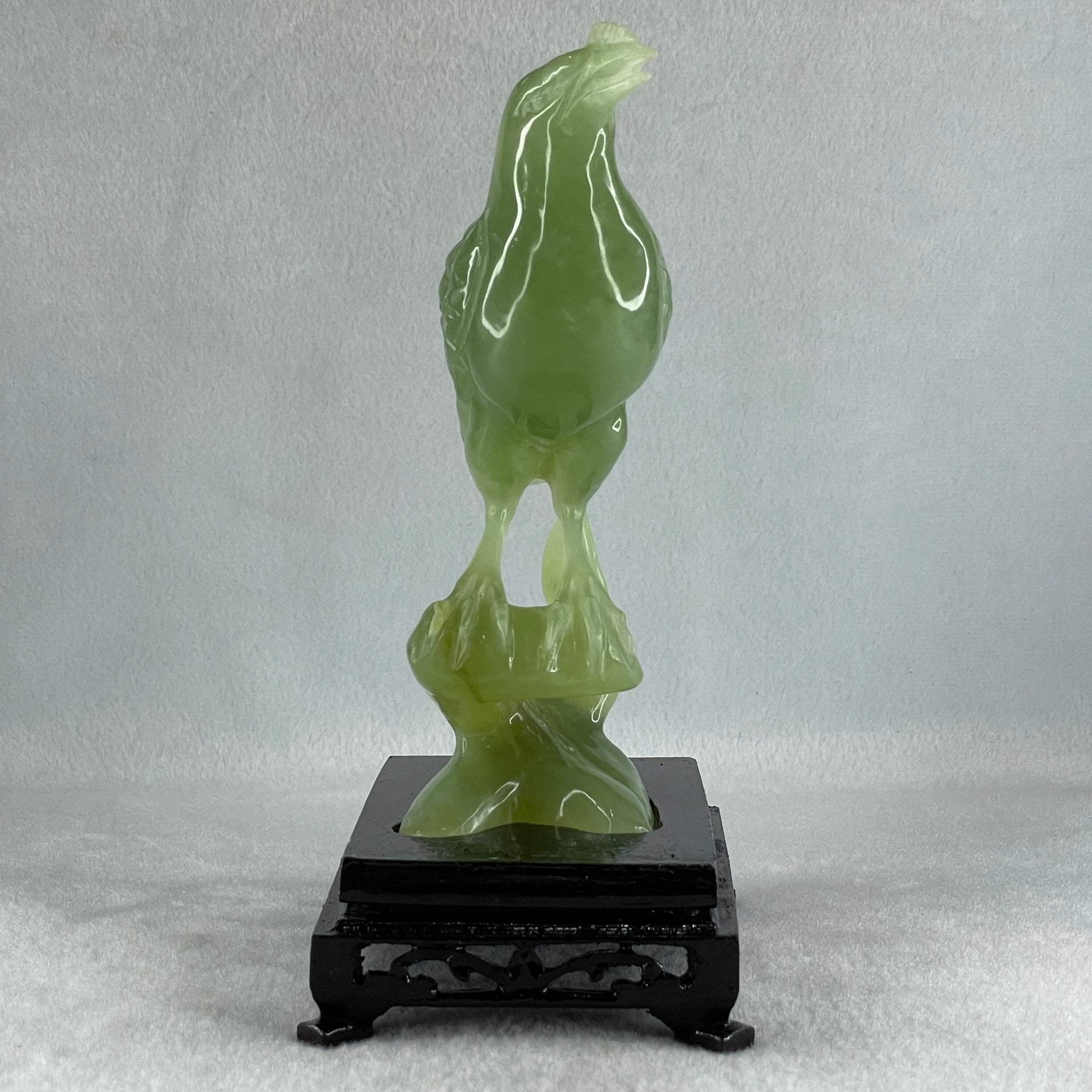 Natural Green Serpentine Javan Mynah Birds on Tree with Wooden Stand Display 418.9g 120.0 by 176.0 by 75.0mm - Huangs Jadeite and Jewelry Pte Ltd