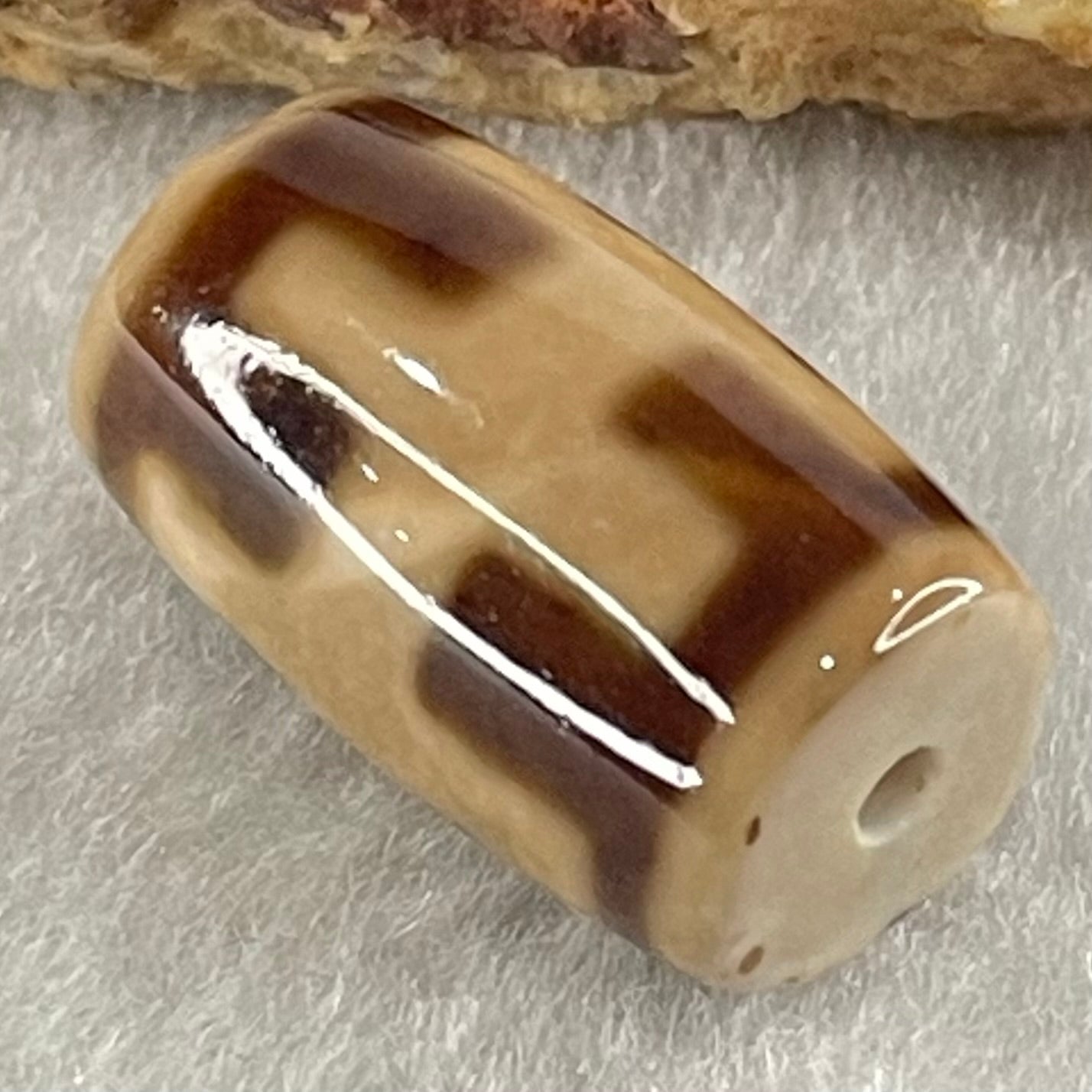 Natural Powerful Tibetan Old Oily Agate Patina Guiren Tairen Human Dzi Bead Totem Amulet Heavenly Master (Tian Zhu) 贵人天诛 4.86g 19.6 by 11.7mm - Huangs Jadeite and Jewelry Pte Ltd