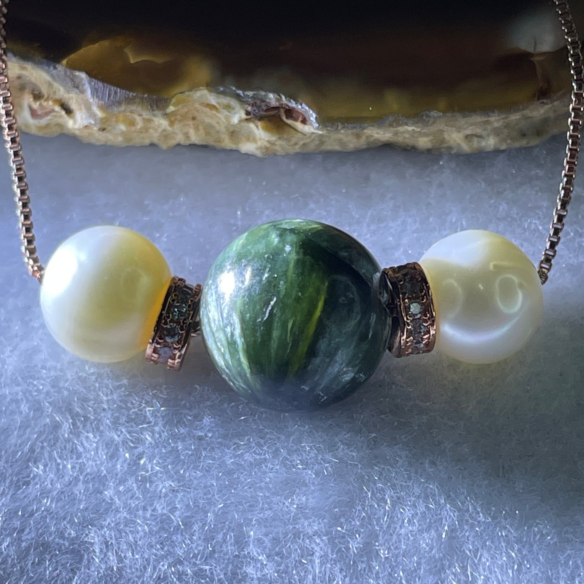 Natural Green Seraphinite Bead with Faux Pearl Necklace 7.11g 42cm 12.4mm 1 Bead - 8.6m 2 Beads - Huangs Jadeite and Jewelry Pte Ltd