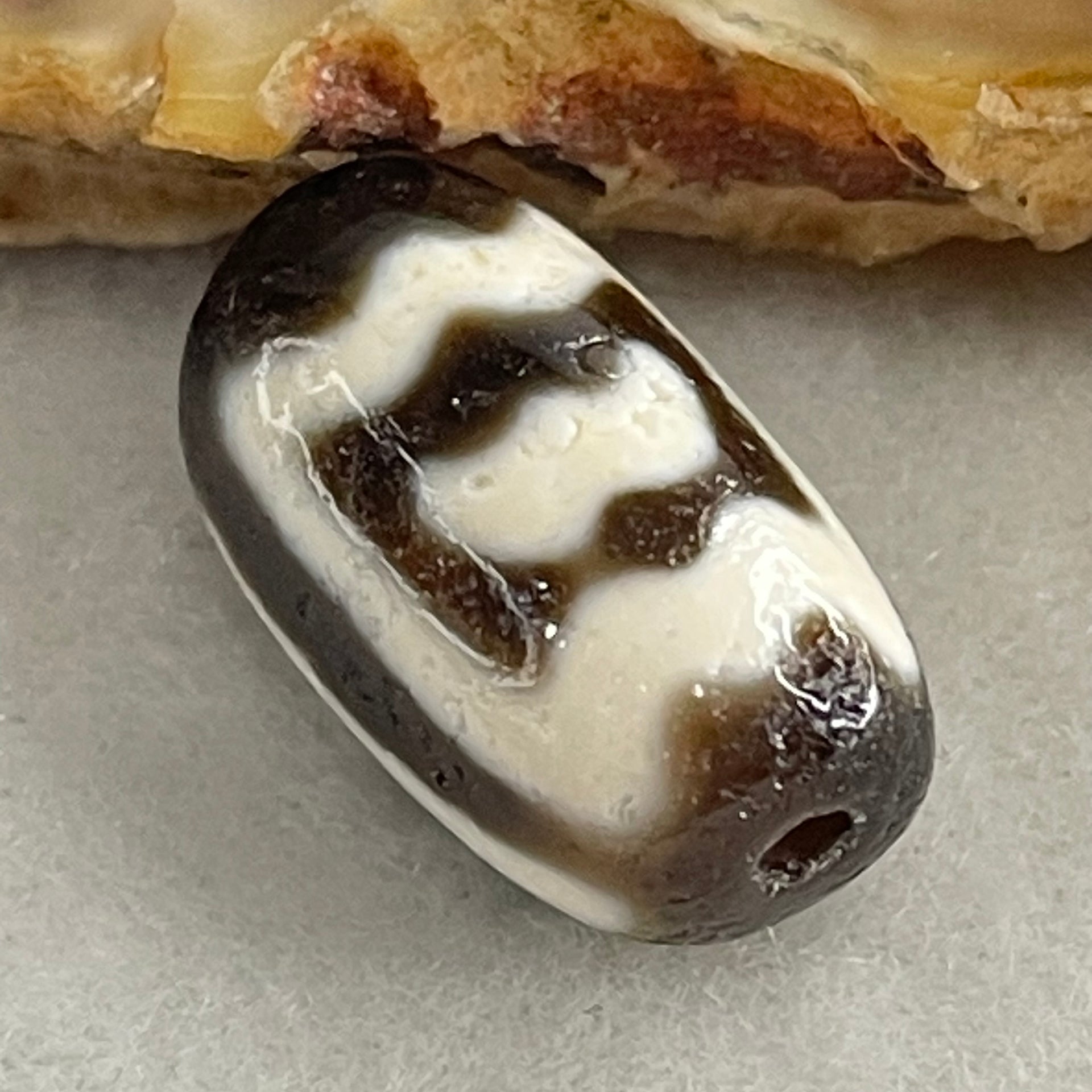 Natural Powerful Tibetan Old Oily Agate Garuda Dzi Bead Heavenly Master (Tian Zhu) 2.74g 17.0 by 10.2mm - Huangs Jadeite and Jewelry Pte Ltd