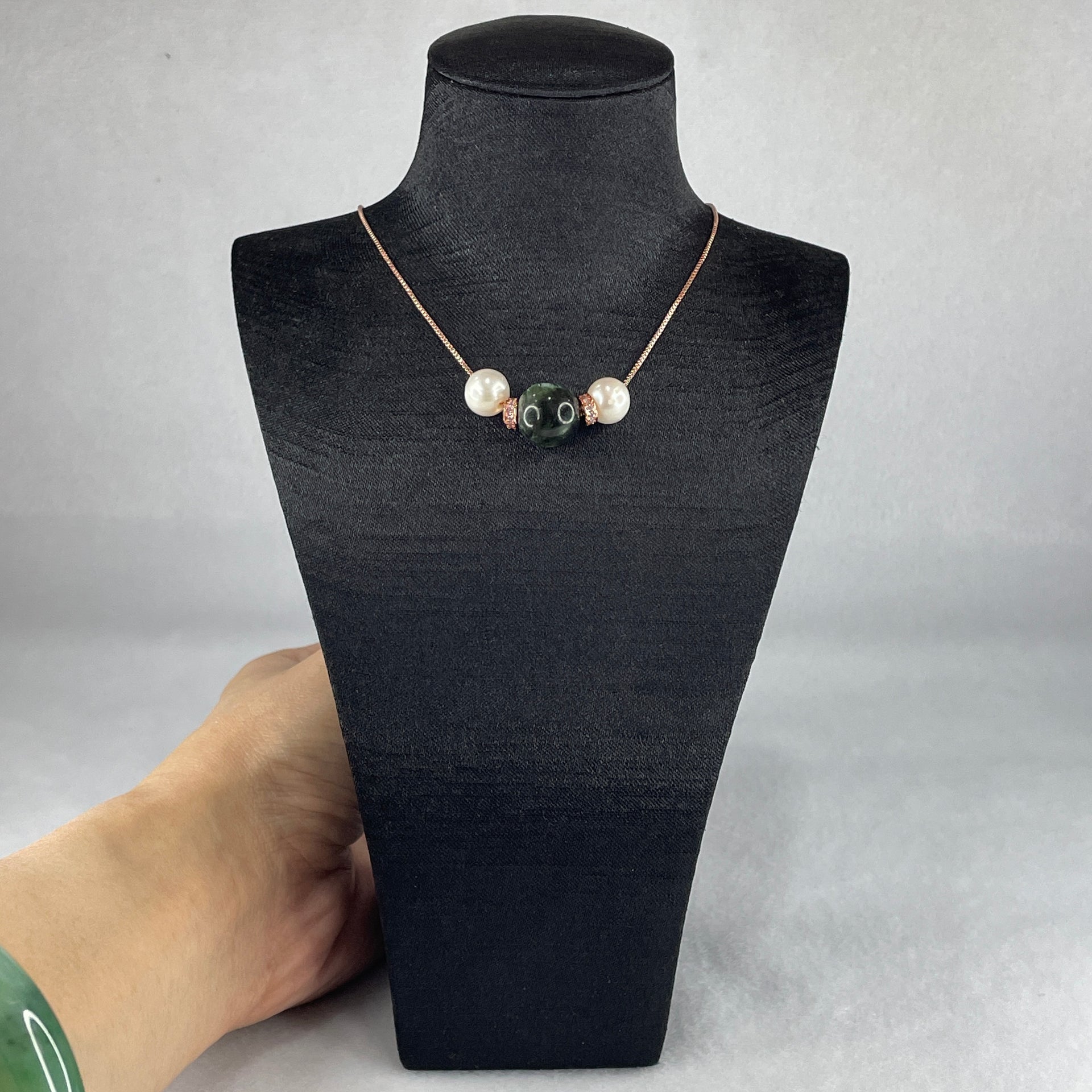 Natural Green Seraphinite Bead with Faux Pearl Necklace 7.11g 42cm 12.4mm 1 Bead - 8.6m 2 Beads - Huangs Jadeite and Jewelry Pte Ltd