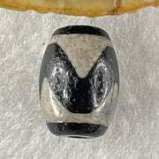 Natural Powerful Tibetan Old Oily Agate Tiger Tooth Daluo Dzi Bead Heavenly Master (Tian Zhu) 2.20g 14.0 by 10.3mm - Huangs Jadeite and Jewelry Pte Ltd