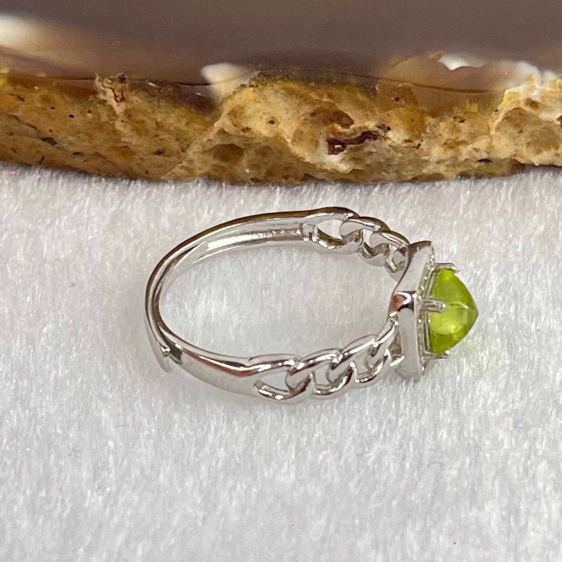 Natural Green Peridot with Crystals In S925 Sliver Ring (Adjustable Size) 1.73g 4.6 by 2.8mm - Huangs Jadeite and Jewelry Pte Ltd