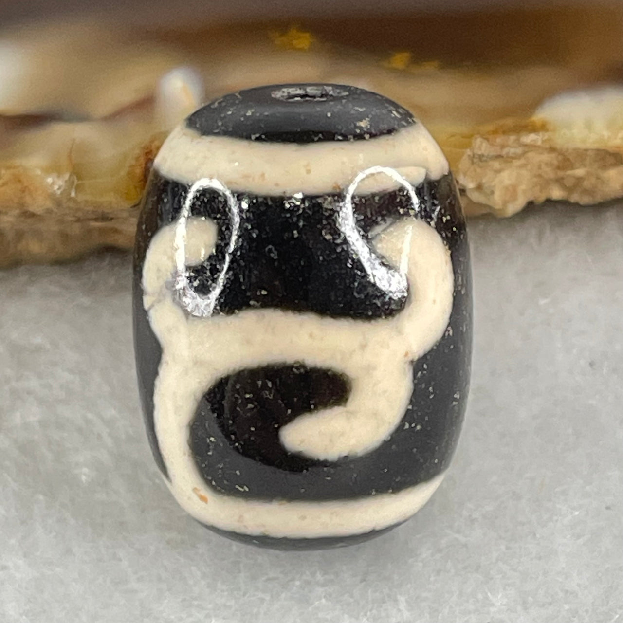 Natural Powerful Tibetan Old Oily Black White Agate Green Tara Dzi Bead Heavenly Master (Tian Zhu) 绿度母天珠 4.80g 17.4 by 13.5mm - Huangs Jadeite and Jewelry Pte Ltd
