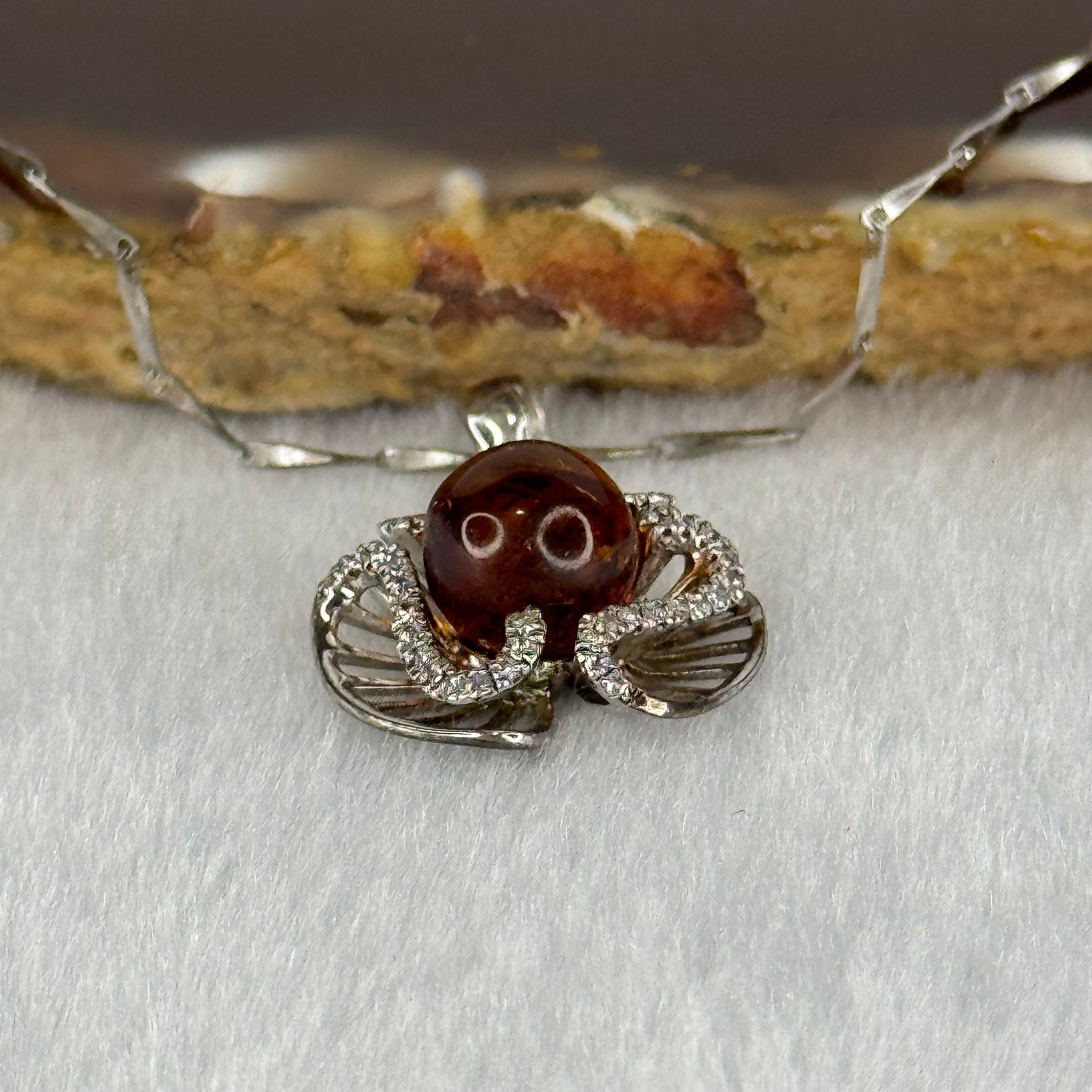 Natural Amber with Cubic Zirconia in S925 Sliver Pendent Necklace 4.04g 7.8mm - Huangs Jadeite and Jewelry Pte Ltd