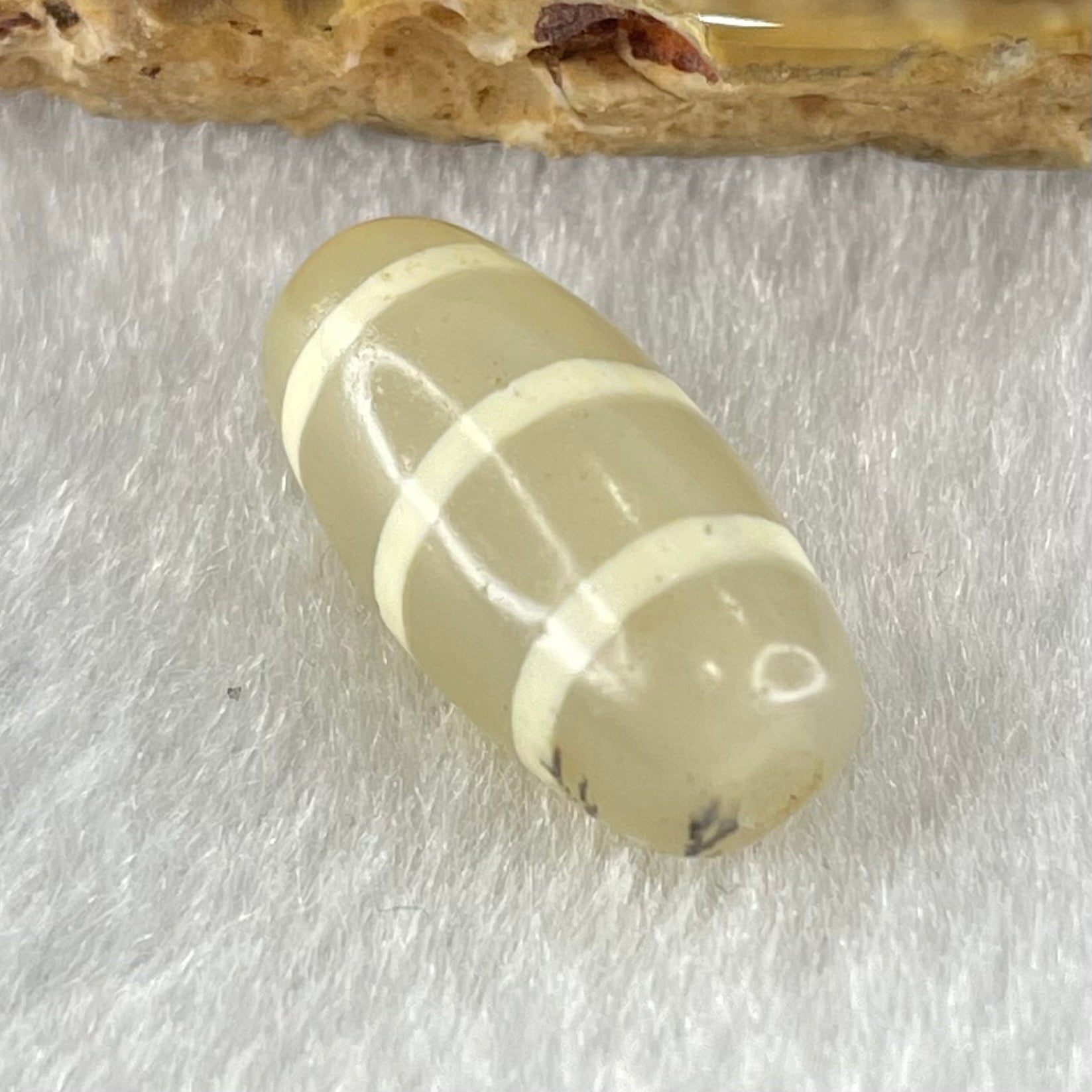 Natural Powerful Tibetan Old Oily Agate 3-Lines Dzi Bead Heavenly Master (Tian Zhu) 三行天诛 2.56g 19.9 by 9.6mm - Huangs Jadeite and Jewelry Pte Ltd