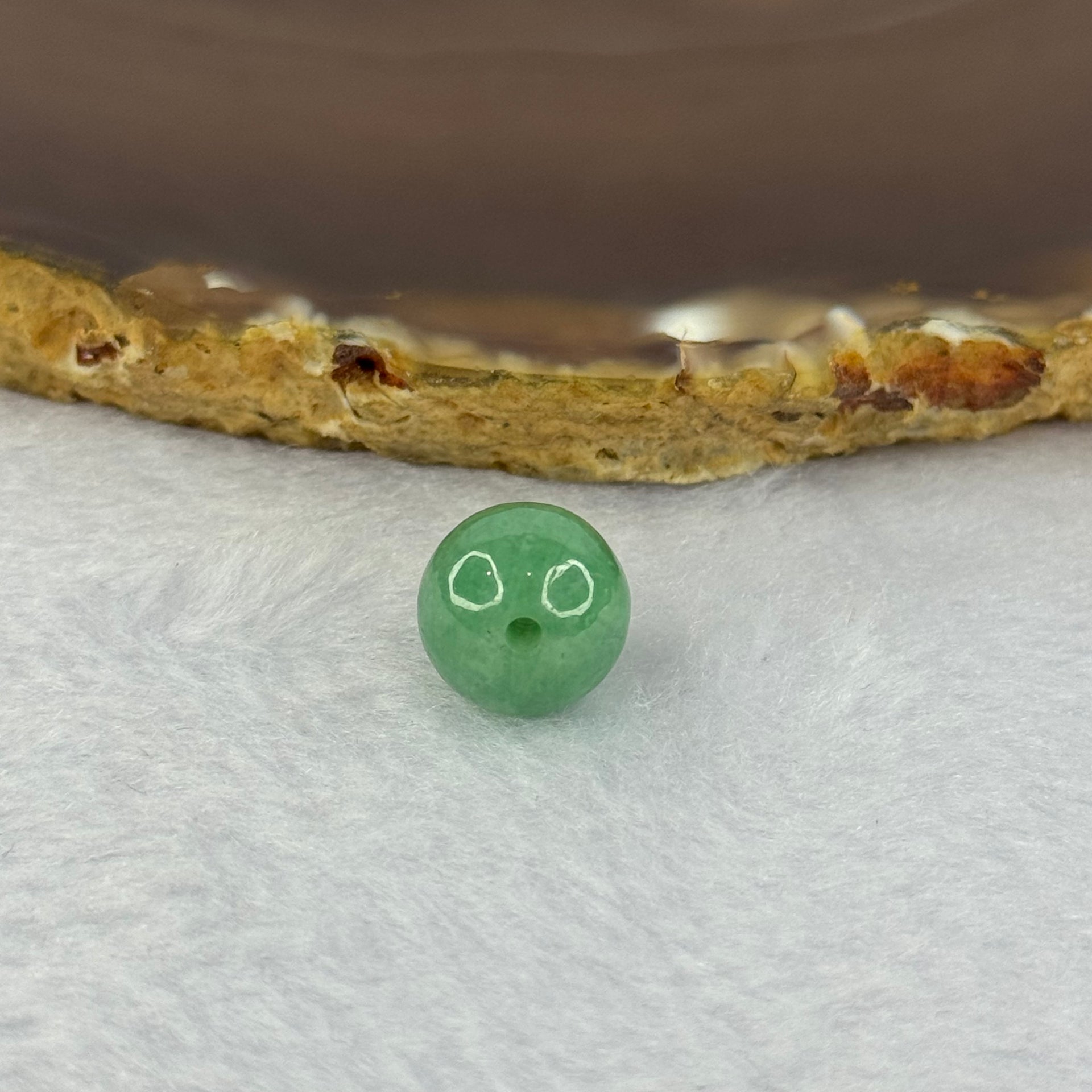 Type A Green Jadeite Bead for Bracelet/Necklace/Earrings/Ring  2.44g 11.3mm - Huangs Jadeite and Jewelry Pte Ltd