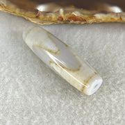 Natural Powerful Tibetan Old Oily White Agate Tiger Tooth Daluo Dzi Bead Heavenly Master (Tian Zhu) 9.21g 39.3 by 12.0mm - Huangs Jadeite and Jewelry Pte Ltd