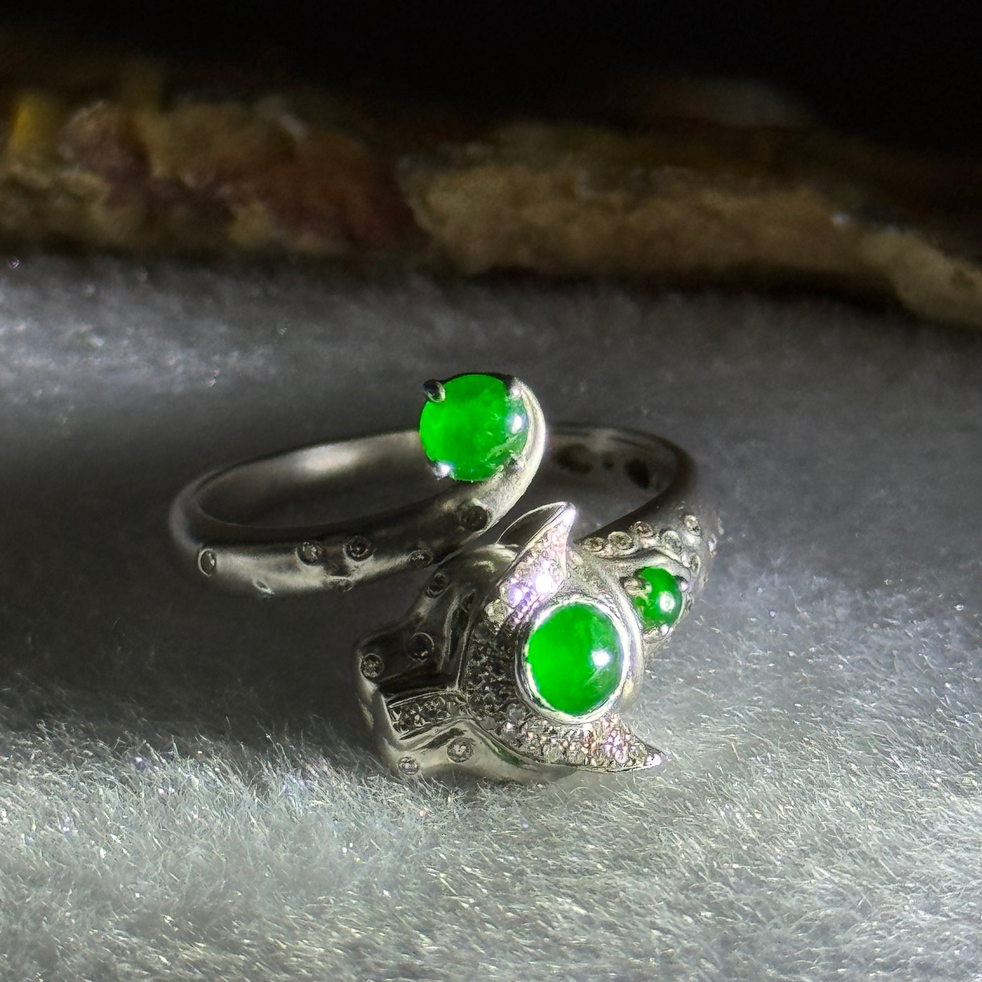 Type A Burmese Full Spicy Green Jade Jadeite Leopard 18K White Gold Ring with Diamonds 3.36g US6.75 HK15 Inner Dia 17.4mm - Huangs Jadeite and Jewelry Pte Ltd