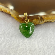 Natural Green Aventurine Mini Heart Pendant with Sliver Gold Color Clasps 0.88g 12.1 by 12.0 by 4.3mm - Huangs Jadeite and Jewelry Pte Ltd