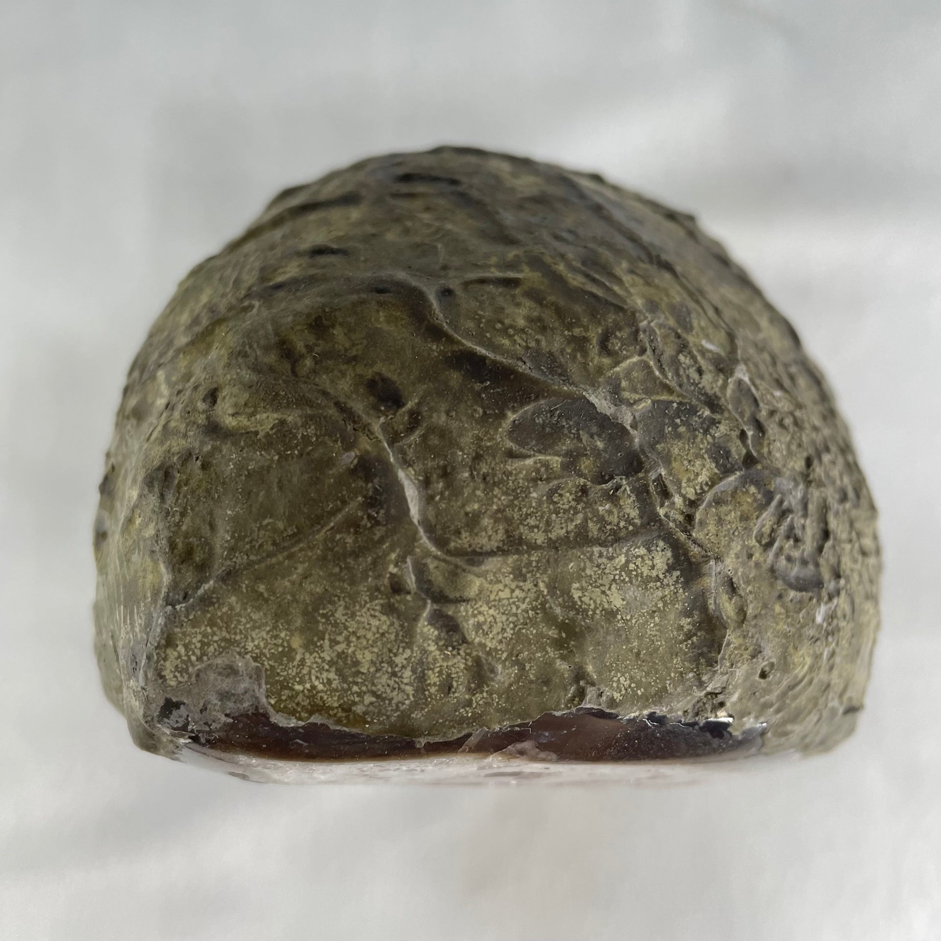 Natural Amethyst Cave with Wooden Stand 3,899.5g 142.8 by 151.0 by 245.0mm - Huangs Jadeite and Jewelry Pte Ltd