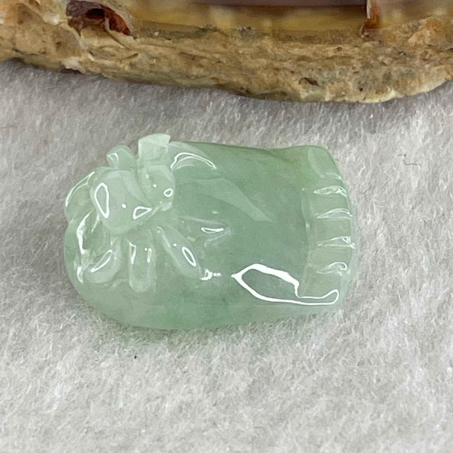 Natural Type A Green Jadeite Spider on Foot Charm Pendant 3.47g 19.2 by 14.0 by 9.0mm - Huangs Jadeite and Jewelry Pte Ltd