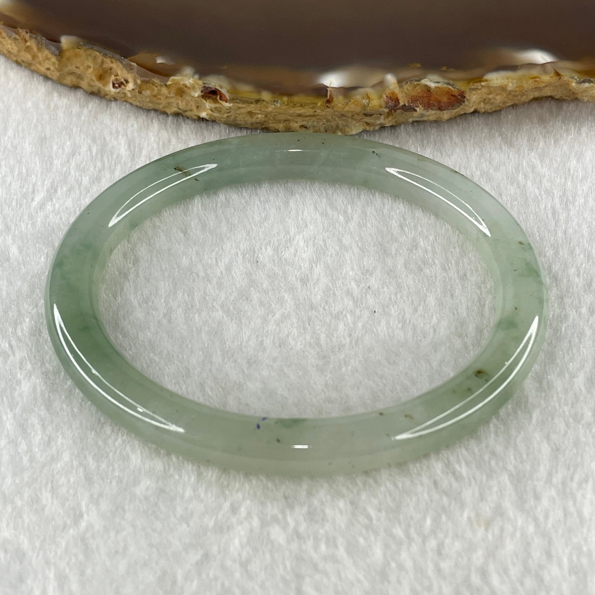 Natural Type A Jelly Light Green Jadeite Oval Bangle 22.10g Inner Diameter 53.8mm 6.3 by 7.1mm (Slight Internal Lines) - Huangs Jadeite and Jewelry Pte Ltd