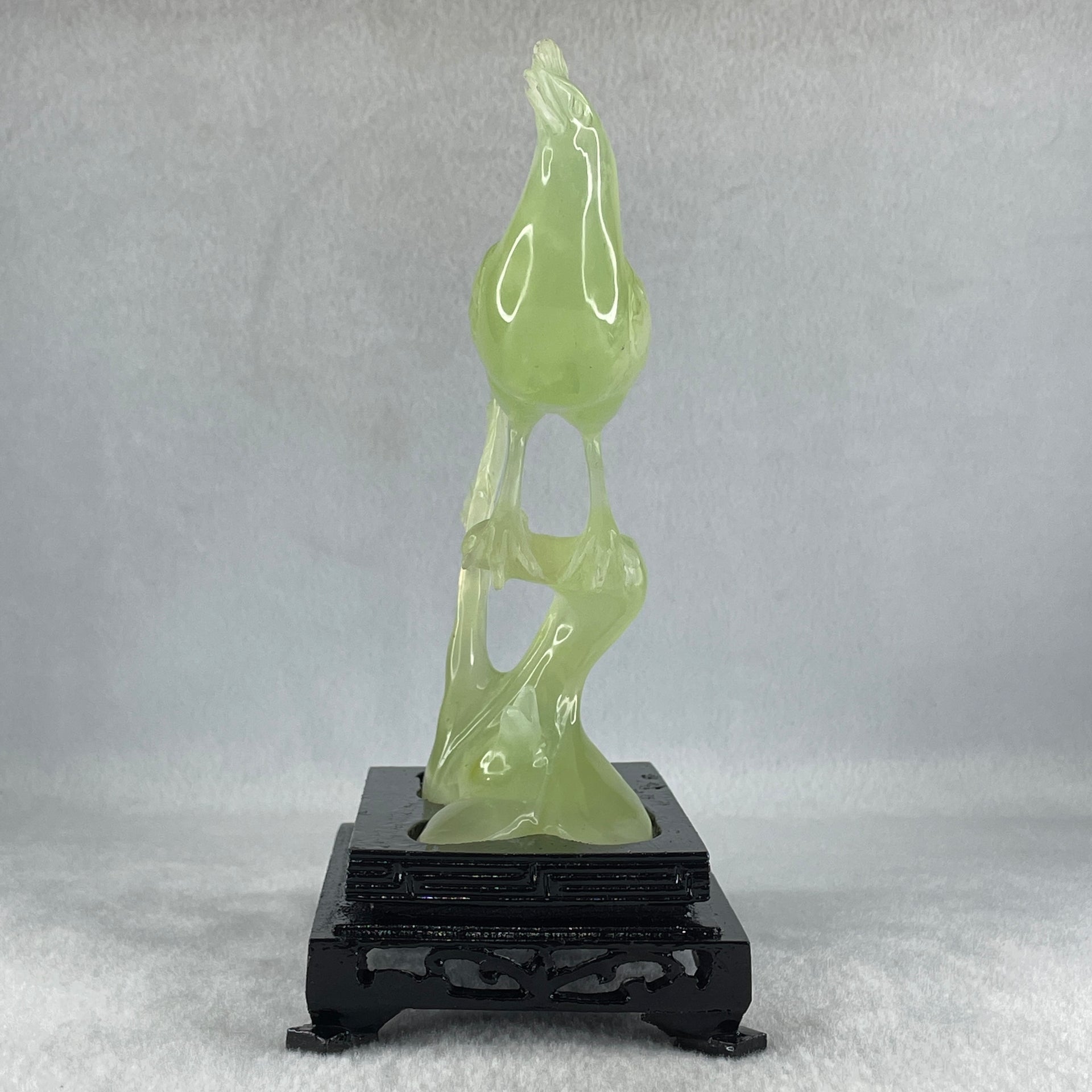 Natural Green Serpentine Javan Mynah Birds on Tree with Wooden Stand Display 338.9g 125.0 by 175.0 by 78.0mm - Huangs Jadeite and Jewelry Pte Ltd