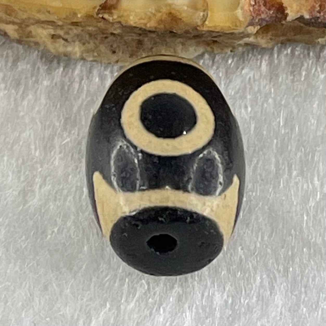 Natural Powerful Tibetan Old Oily Agate 3 Eyes Dzi Bead Heavenly Master (Tian Zhu) 三眼天诛 1.96g 13.8 by 10.0mm - Huangs Jadeite and Jewelry Pte Ltd