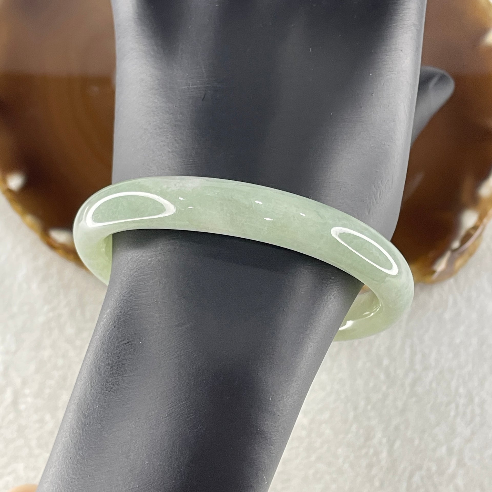 Type A Jelly Full Light Green Jadeite Oval Bangle Internal Diameter 53.7mm 31.30g 9.7 by 7.0mm (Very Very Slight Internal Lines) - Huangs Jadeite and Jewelry Pte Ltd