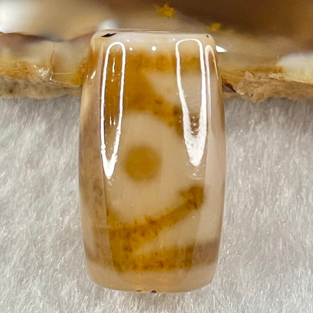 Natural Powerful Tibetan Old Oily Agate Patina Guiren Tairen Human Dzi Bead Totem Amulet Heavenly Master (Tian Zhu) 贵人天诛 4.87g 20.2 by 11.8mm - Huangs Jadeite and Jewelry Pte Ltd