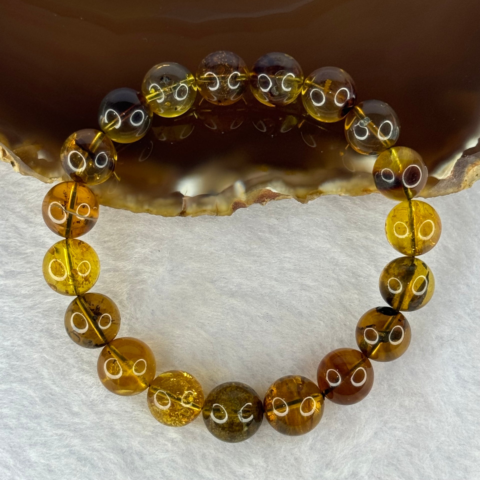 Natural Amber Bracelet 天然琥珀手链 9.75g 15.5cm 10.5mm 19 Beads - Huangs Jadeite and Jewelry Pte Ltd