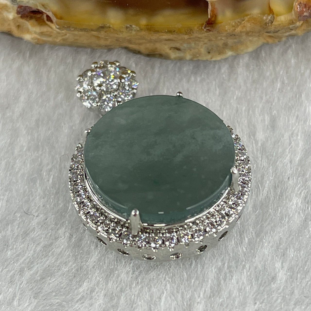 稀有认证高级天然金发晶石英手链手牌天然高级金顺发水晶手牌手链 50.63 克 18 厘米 15.7 x 9.9 x 6.2 毫米 25 件