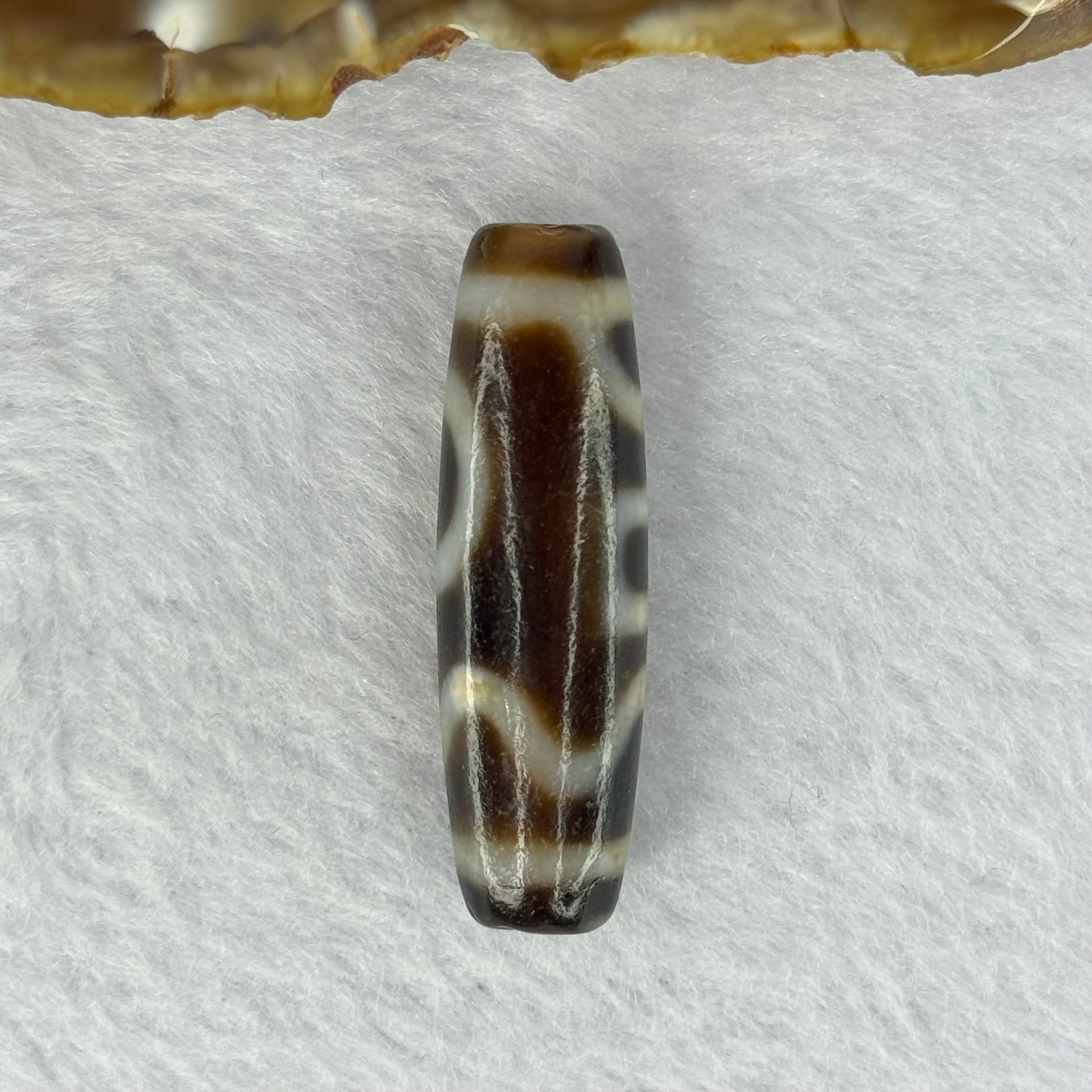 Natural Powerful Tibetan Old Oily Agate Sky Door Serenity 1 Eye Dzi Bead Heavenly Master (Tian Zhu) 一眼天诛 8.05g 38.5 by 11.5mm - Huangs Jadeite and Jewelry Pte Ltd