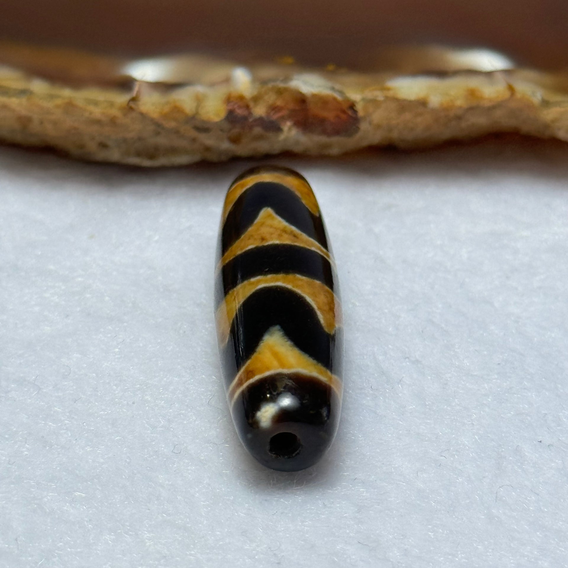 Natural Powerful Tibetan Old Oily Agate Double Tiger Tooth Daluo Dzi Bead Heavenly Master (Tian Zhu) 虎呀天诛 6.99g 37.2 by 11.1mm - Huangs Jadeite and Jewelry Pte Ltd