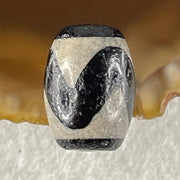 Natural Powerful Tibetan Old Oily Agate Tiger Tooth Daluo Dzi Bead Heavenly Master (Tian Zhu) 2.20g 14.0 by 10.3mm - Huangs Jadeite and Jewelry Pte Ltd