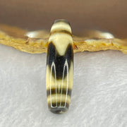 Natural Powerful Tibetan Old Oily Agate Tiger Tooth Daluo Dzi Bead Heavenly Master (Tian Zhu) 7.47g 38.9 by 11.3mm - Huangs Jadeite and Jewelry Pte Ltd