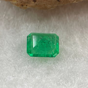 Natural Colombia Vivid Green Emerald (Beryl) Cut-Cornered Rectangular Step cut 0.46ct 5.6 by 4.7 by 2.5mm - Huangs Jadeite and Jewelry Pte Ltd