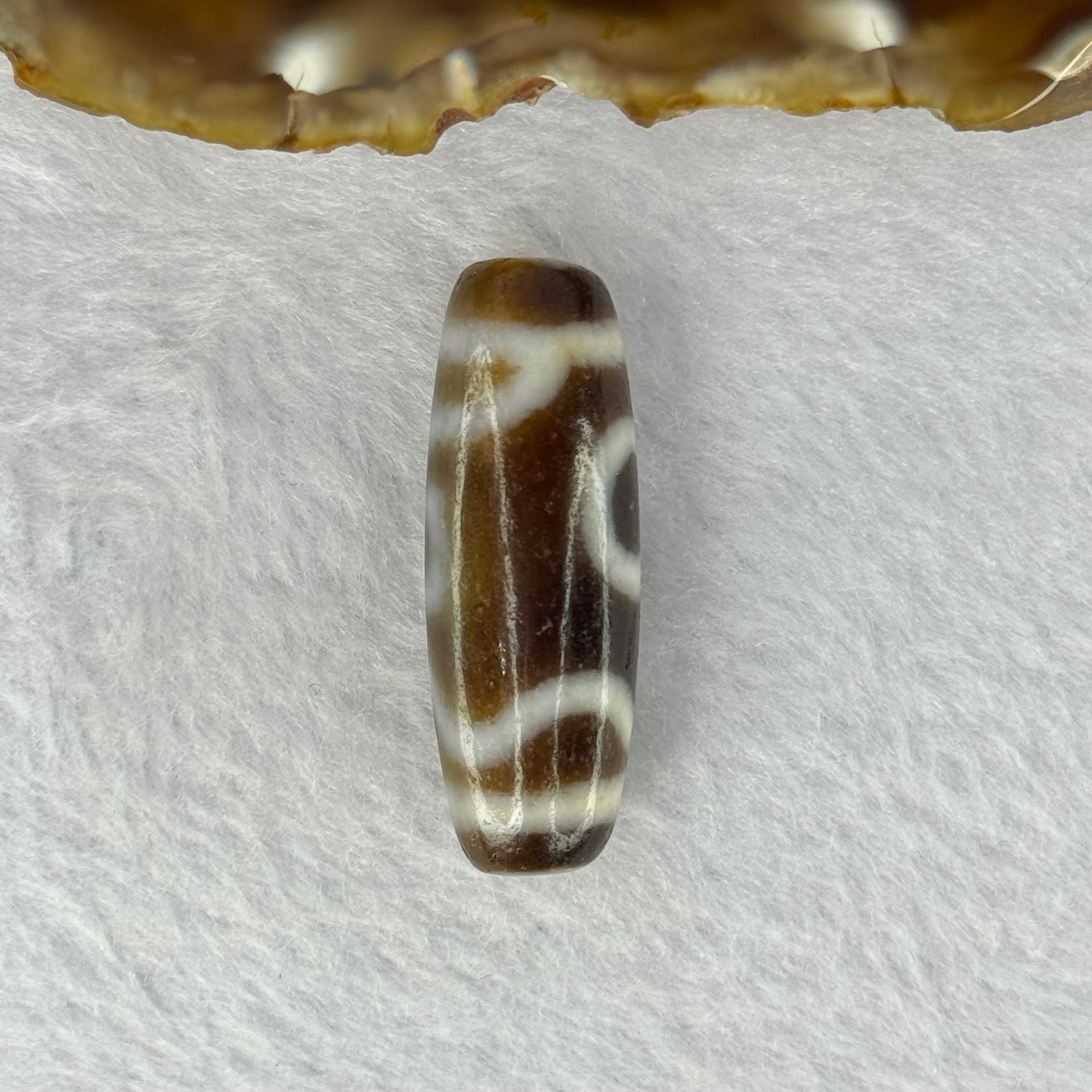 Natural Powerful Tibetan Old Oily Agate Sky Door Serenity 1 Eye Dzi Bead Heavenly Master (Tian Zhu) 一眼天诛 10.27g 37.6 by 13.2mm - Huangs Jadeite and Jewelry Pte Ltd