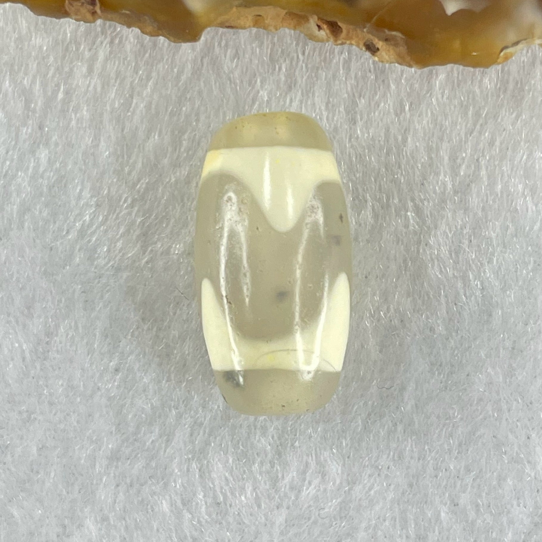 Natural Powerful Tibetan Old Oily Agate Tiger Tooth Daluo Dzi Bead Heavenly Master (Tian Zhu) 虎呀天诛 3.17g 20.0 by 10.4mm - Huangs Jadeite and Jewelry Pte Ltd