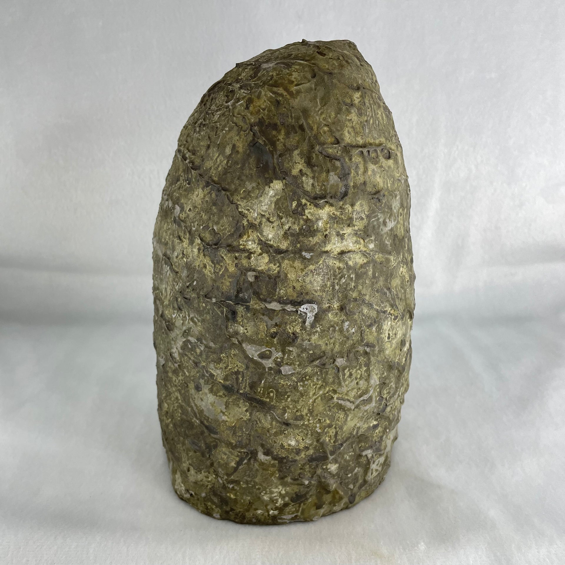 Natural Amethyst Cave with Wooden Stand 3,899.5g 142.8 by 151.0 by 245.0mm - Huangs Jadeite and Jewelry Pte Ltd