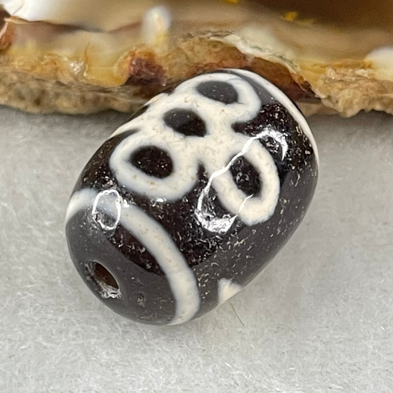 Natural Powerful Tibetan Old Oily Agate 5 Eyes Lightning Dzi Bead Heavenly Master (Tian Zhu) 五眼闪电天珠 4.81g 17.7 by 13.2mm - Huangs Jadeite and Jewelry Pte Ltd