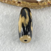 Natural Powerful Tibetan Old Oily Agate 5 Bats Dzi Bead Heavenly Master (Tian Zhu) 五个蝙蝠天诛 8.87g 36.7 by 12.3mm - Huangs Jadeite and Jewelry Pte Ltd