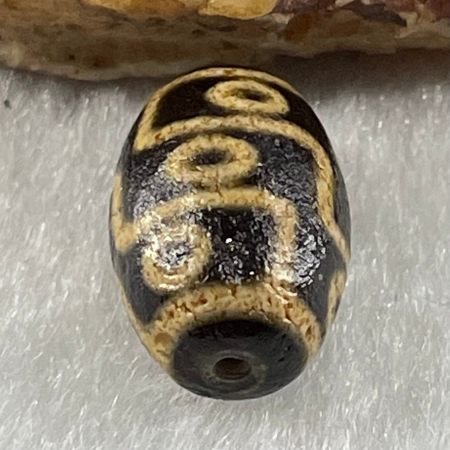 Natural Powerful Tibetan Old Oily Agate 9 Eyes Dzi Bead Heavenly Master (Tian Zhu) 九眼天诛 1.91g 14.0 by 9.8mm - Huangs Jadeite and Jewelry Pte Ltd