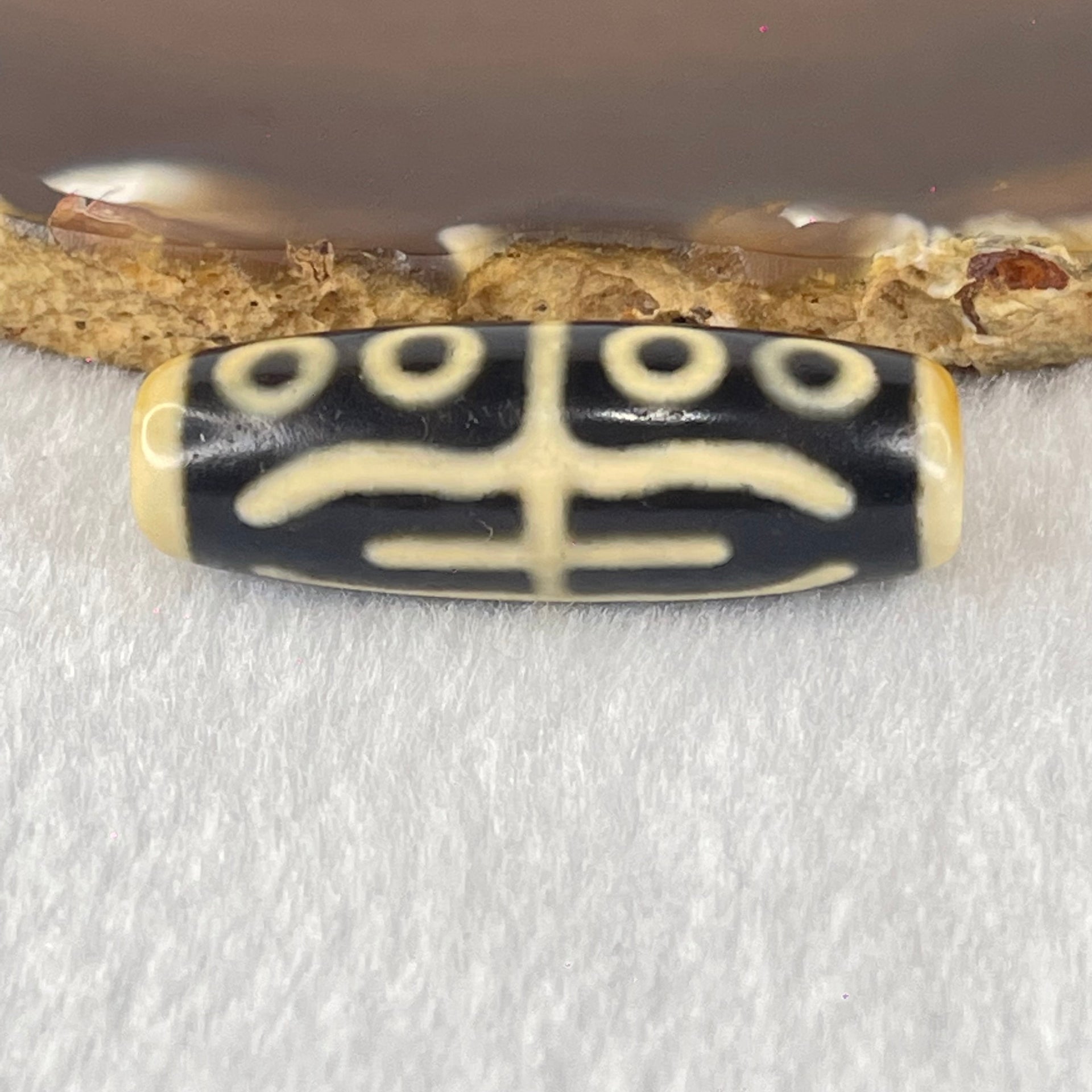 Natural Powerful Tibetan Old Oily Agate Water Lines 8 Eyes Dzi Bead Heavenly Master (Tian Zhu) 水纹八眼天诛 10.26g 38.1 by 13.0mm - Huangs Jadeite and Jewelry Pte Ltd