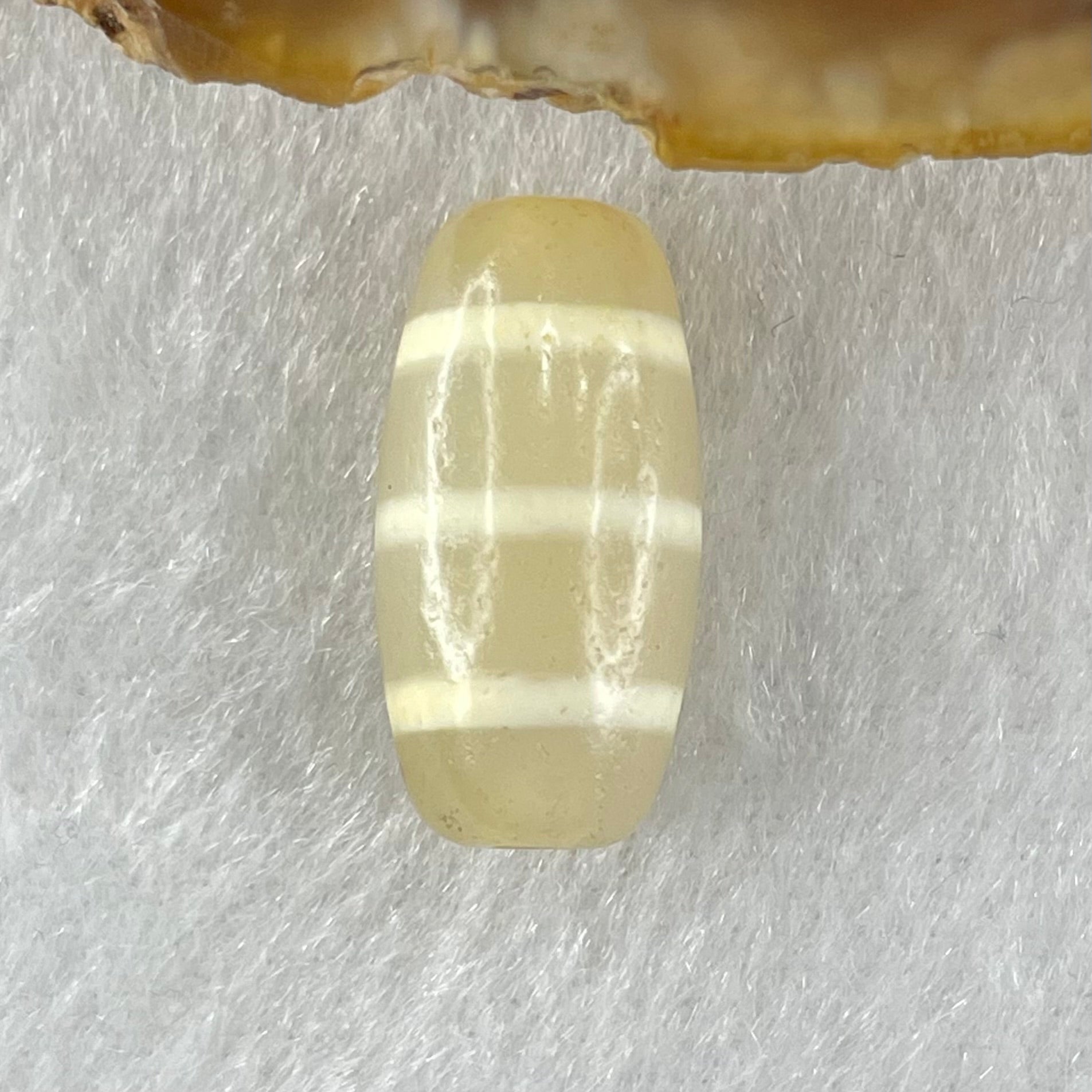 Natural Powerful Tibetan Old Oily Agate 3-Lines Dzi Bead Heavenly Master (Tian Zhu) 三行天诛 3.01g 20.1 by 10.2mm - Huangs Jadeite and Jewelry Pte Ltd